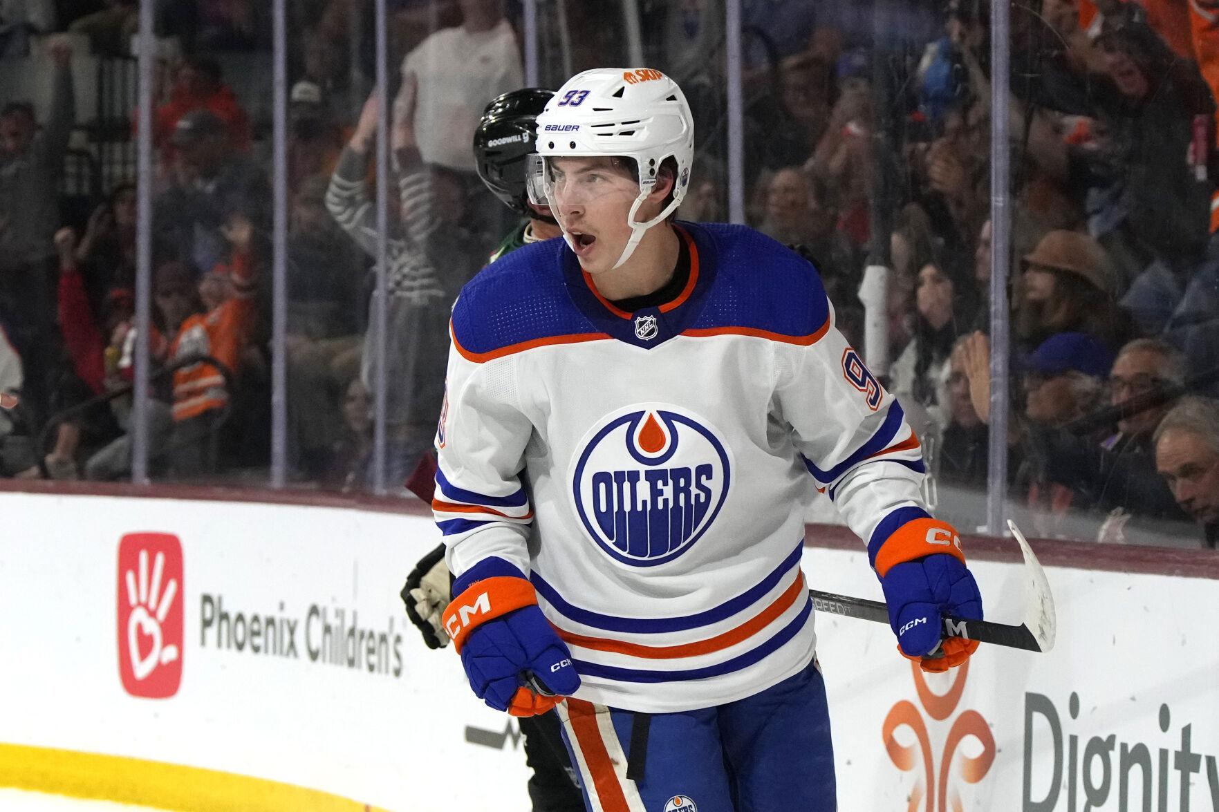 2023-10-RNH_cheer_100423.jpg